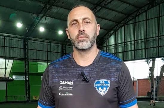 Escola de Futebol RB Soccer