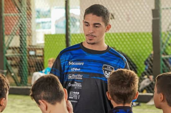 Escola de Futebol RB Soccer